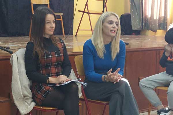 IMG eff969a04826207109e57f607eeea924 V