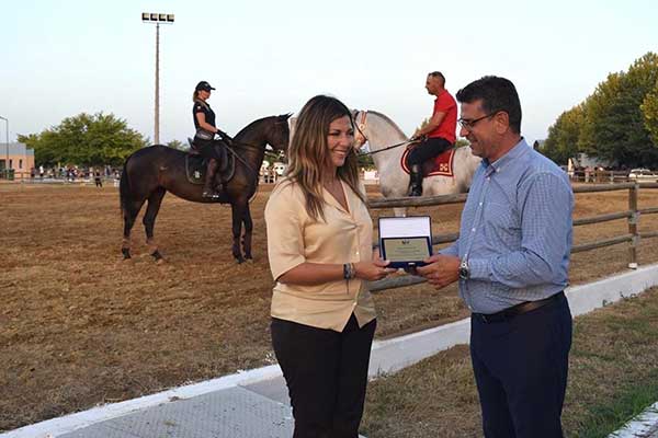 374928E4 9637 4B4B A7E7 409D71A10657