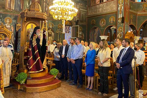 8F370CFC 5248 44FD 8BF1 21386283B38D