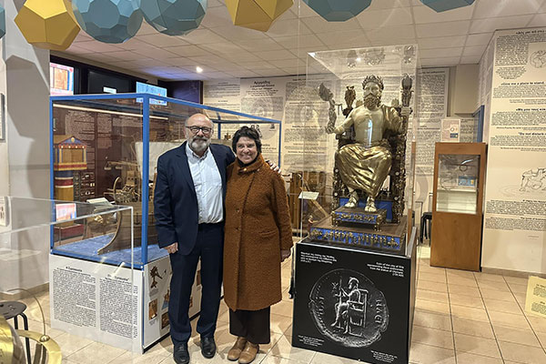 440308902 823724899788754 7741640942305789053 n