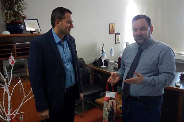 IMG-b332600798ab42dc1dc0bdb57cf3125c-V