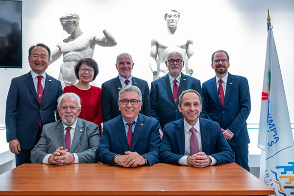 ypografi ICG mouseio olympiakwn agwnwn1