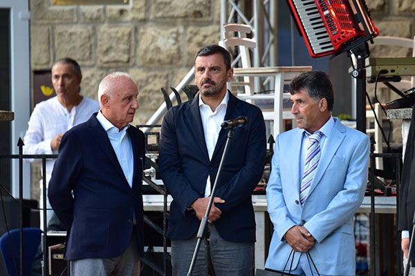 dc60d10c c1f4 4ea5 965c 9847925410a6