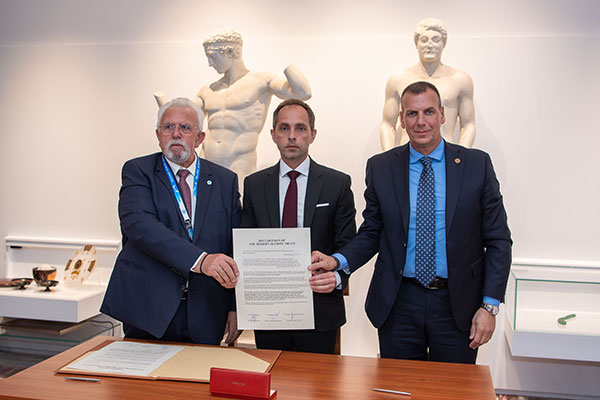 ypografi ekexeirias mouseio syxronwn olympia1