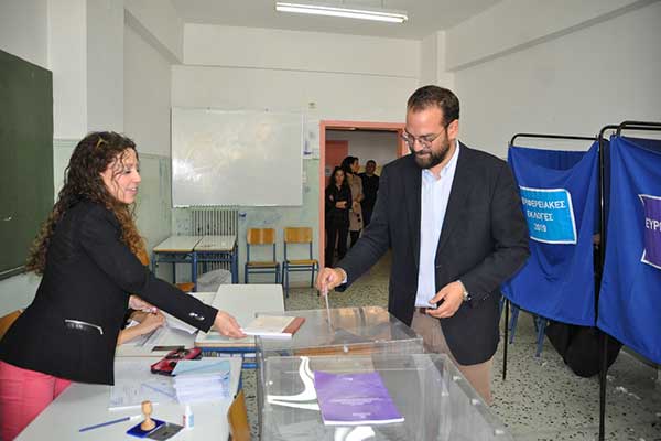 farmakis psifoforia3