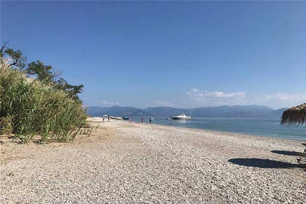 paralia-poudas-ena