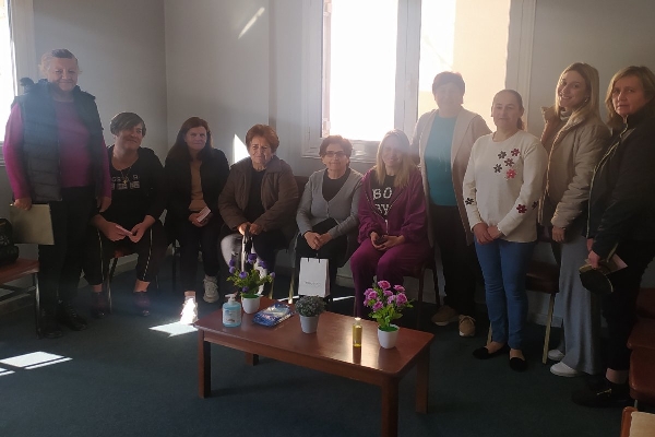 IMG 11e5b278558d105dfcb4a985a8a80a48 V copy 600x400