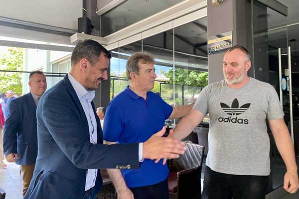 2bb77b90 ff2b 41c6 a66f 69ff2627f783