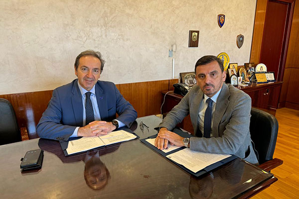 979aa740 8c32 4985 bc44 4f0d18fbcaa0